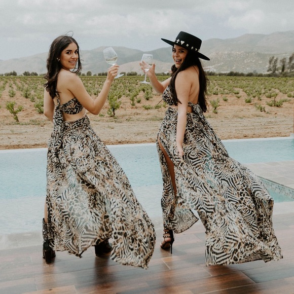 Super sexy animal print cut out maxi sun dress size medium - Picture 6 of 7